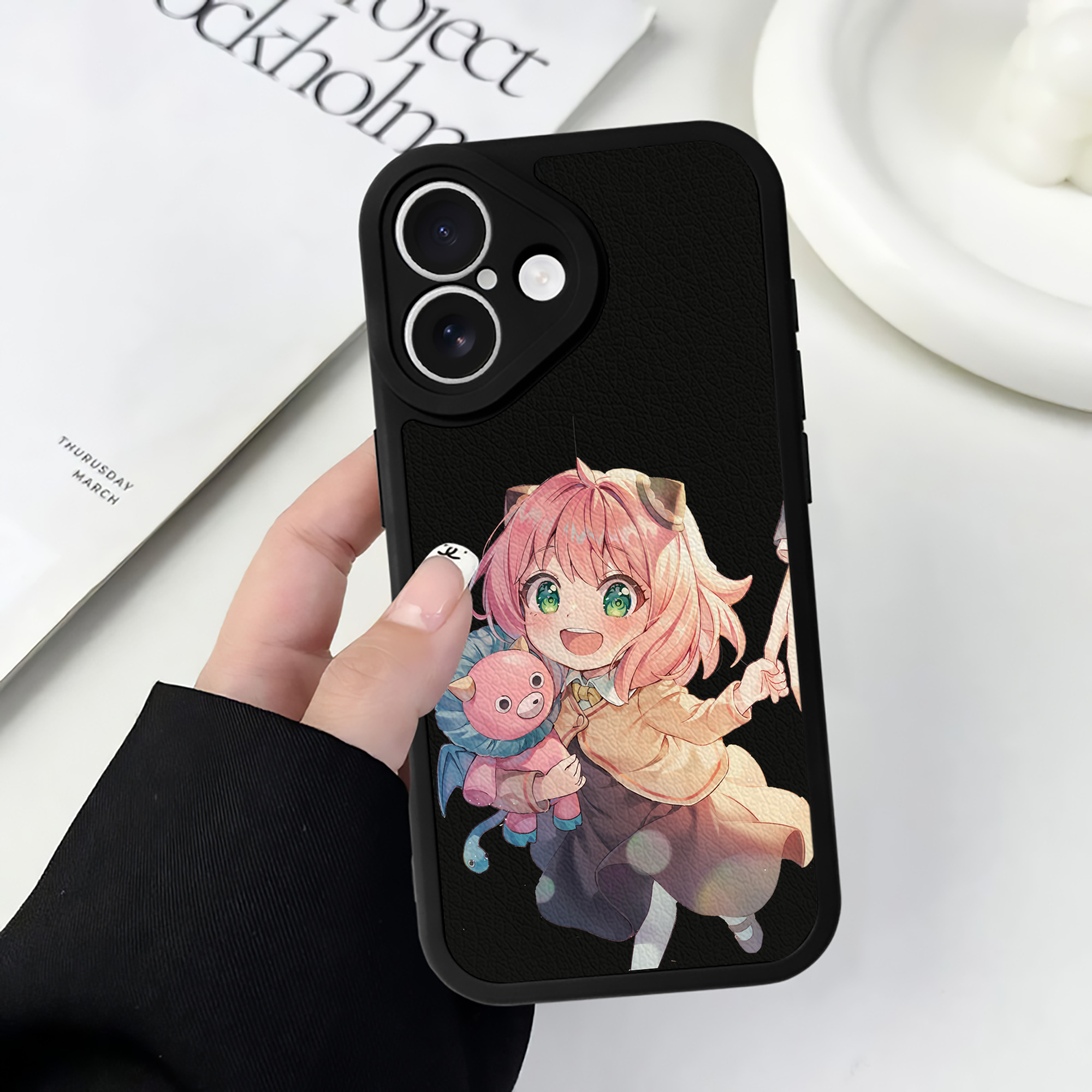 （画像用） SPY×FAMILY间谍家家酒 【iPhone 16シリーズ対応】シリコンスマホケース（レザー調） 材質：シリコン
